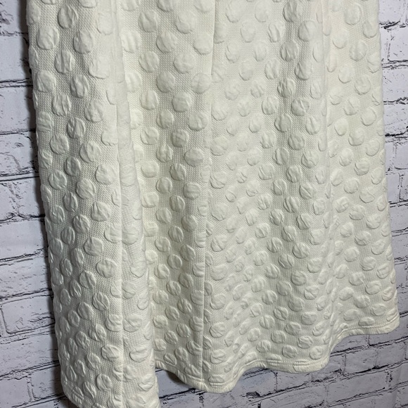 HD in Paris Women’s Cream Polka Dot Textured Jacquard Circle MIDI Skirt Sz Small - Picture 8 of 14